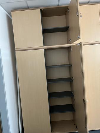 Bene Aktenschrankmodul 2-teilig 120 x 46 x 193 cm sowie 80 x 43 x 120 cm Bene Aktenschrankmodul 2-teilig 120 x 46 x 193 cm sowie 80 x 43 x 120 cm