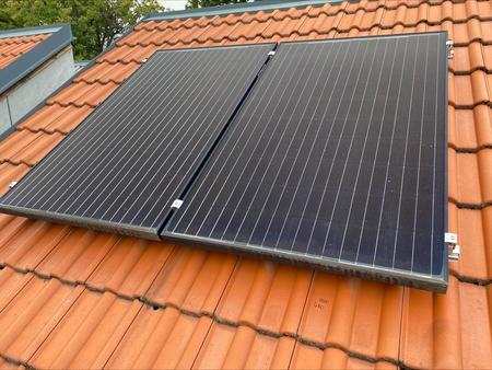2 Stück Solarkollektoren ca. 165/100 cm - kpl.Koje 2 Stück Solarkollektoren ca. 165/100 cm - kpl.Koje