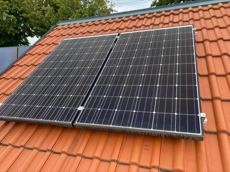 2 Stück Solarkollektoren ca. 165/100 cm - kpl.Koje 2 Stück Solarkollektoren ca. 165/100 cm - kpl.Koje