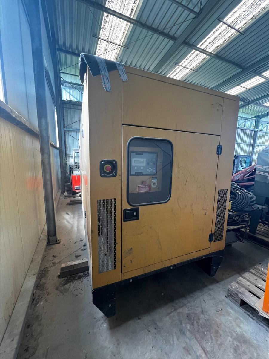 ZEPPELIN OLYMPIAN GEP 400-4 NOTSTROMAGGREGAT Baujahr: 2010 mit CE Konformit&auml;tserkl&auml;rung voll einsatzbereit