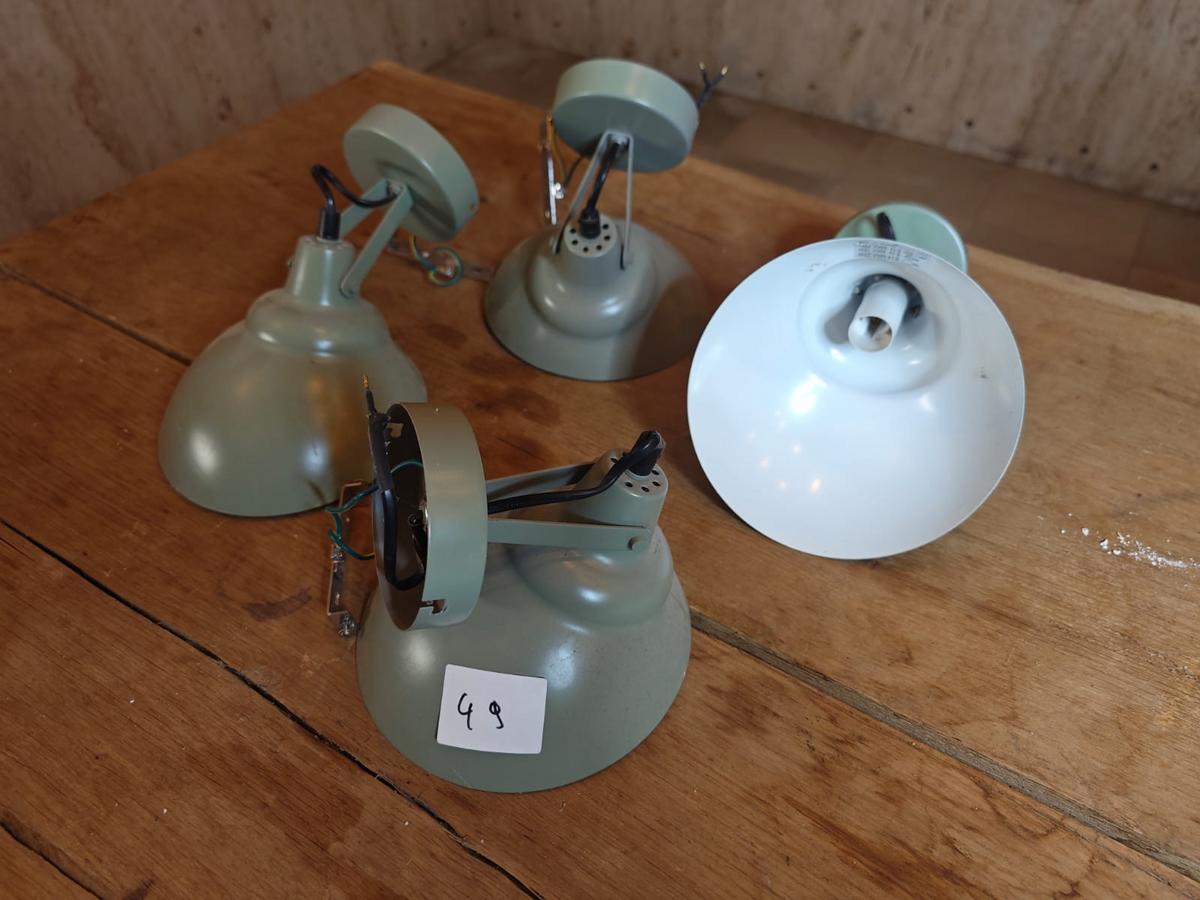 Wandleuchten, 4 Stück, grün?d=2025-09-02 14:41:41
