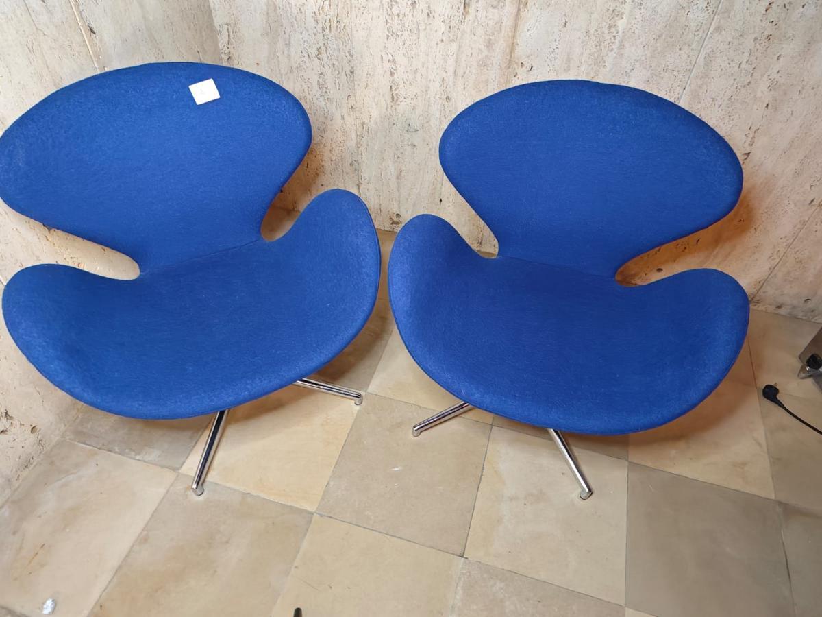 Sessel blau 2 Stück, Swanchair?d=2025-09-02 13:10:09