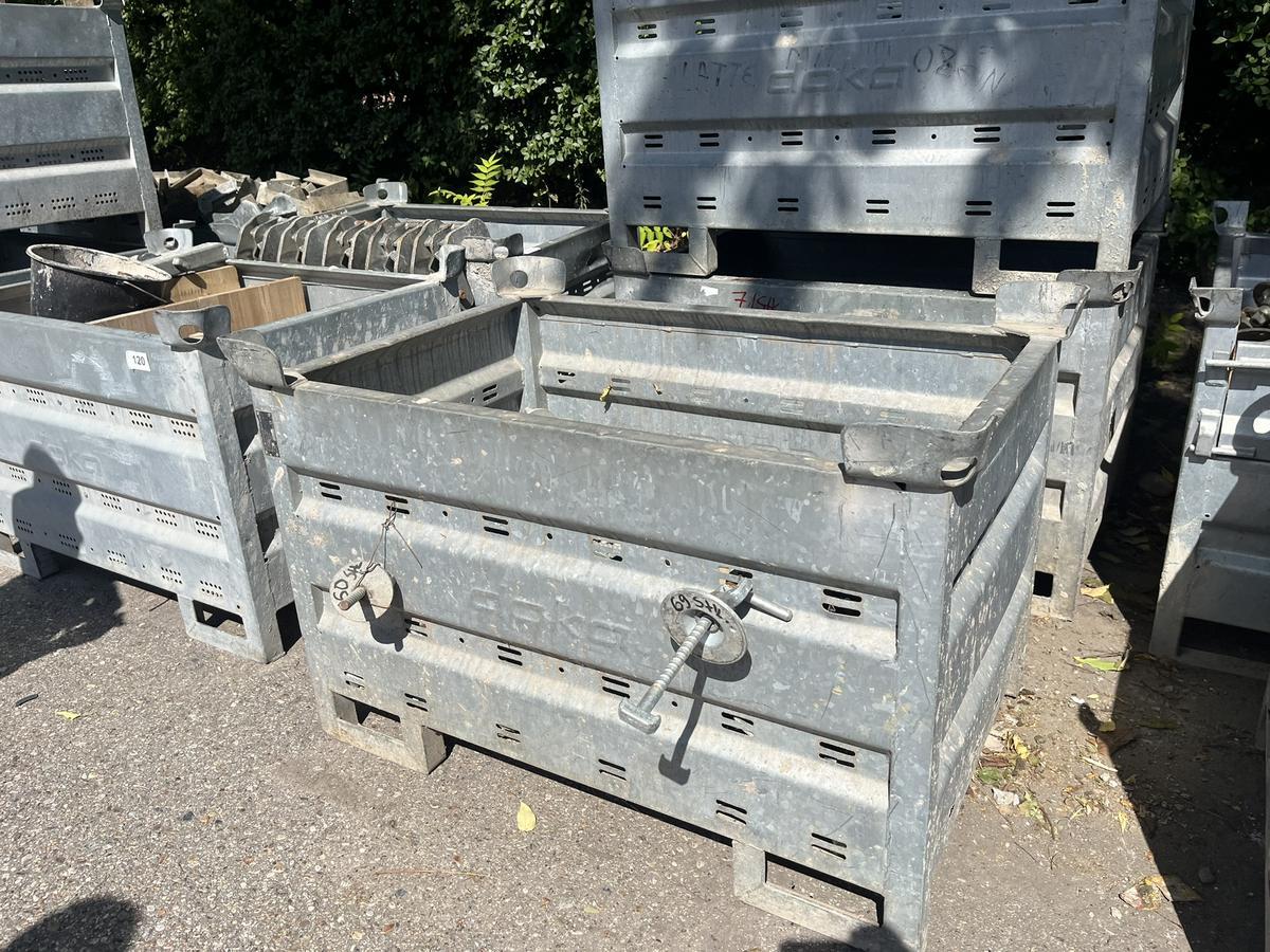 229 Stück 1 DOKA Box mit Schalungszubehör ( 160 Stück plus 69 Stück )