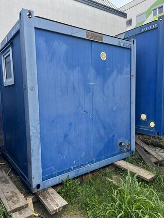CONTAINEX SAN 10 Toilett-, Duschcontainer 3000/2430/2600 mm 1 Dusche mit Boiler, 1 WC Kabine, 1 Urinalbecken, Trennwand, E-Installation winterfest CONTAINEX SAN 10 Toilett-, Duschcontainer 3000/2430/2600 mm 1 Dusche mit Boiler, 1 WC Kabine, 1 Urinalbecken, Trennwand, E-Installation winterfest