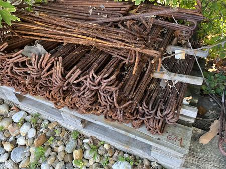 1 Paletten mit Steckeisen 70 cm - 6mm 1 Paletten mit Steckeisen 70 cm - 6mm