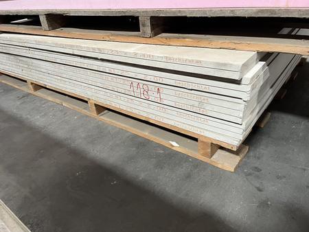 15 Stk.Knauf Brandschutzplatten ca. 200 x 125 - 20 mm 15 Stk.Knauf Brandschutzplatten ca. 200 x 125 - 20 mm