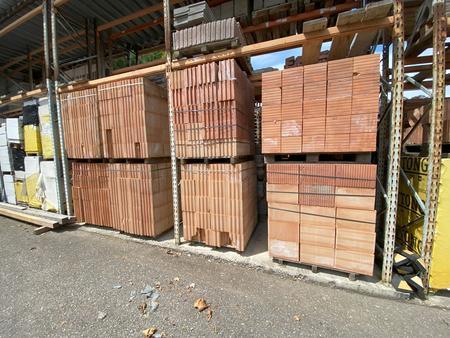ca. 35 m2 Mauerziegel 25 cm / 2.5 m2 50 cm ca. 35 m2 Mauerziegel 25 cm / 2.5 m2 50 cm
