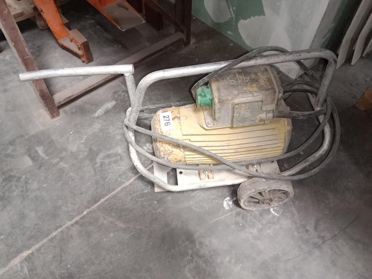 Betonumformer mit einem Flaschenanschluss?d=2025-09-14 08:02:57