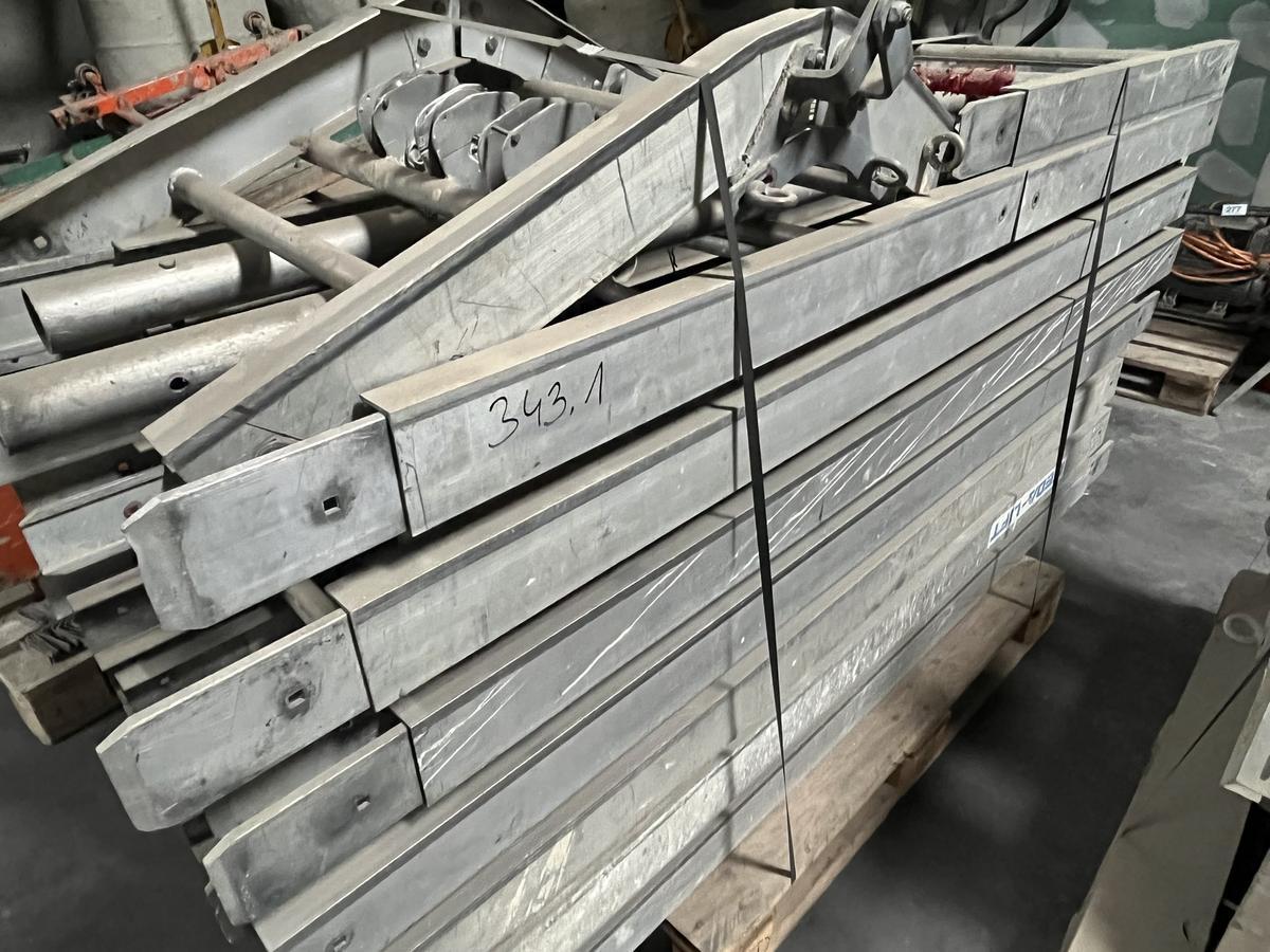 GEDA Schrägaufzug mit Winde 230 V 7x200 cm?d=2025-09-14 11:38:56
