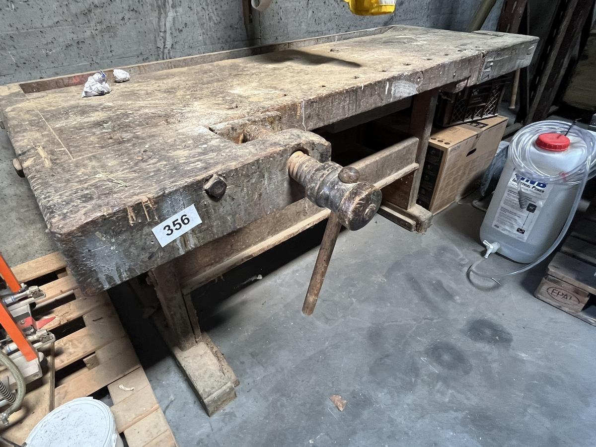 Tischler-Hobelbank in Holz ca. 210/70/80 cm?d=2025-09-14 09:58:48
