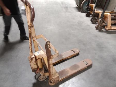 Palettenhubwagen Gabellänge 80 cm Palettenhubwagen Gabellänge 80 cm