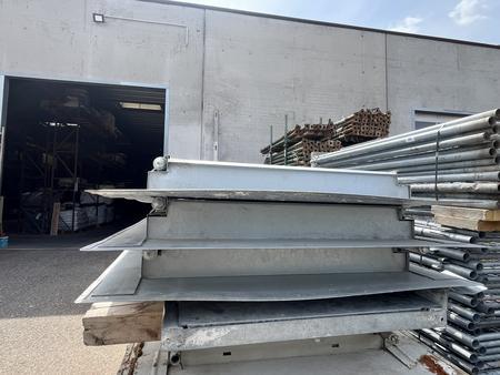 3 Stück Baustellen-Sicherheitstüren verzinkt 3 Stück Baustellen-Sicherheitstüren verzinkt
