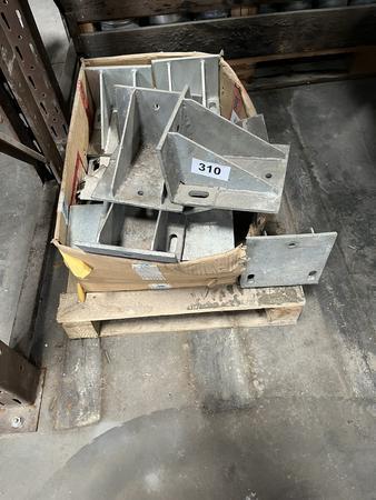 Posten Montagewinkel verzinkt Posten Montagewinkel verzinkt