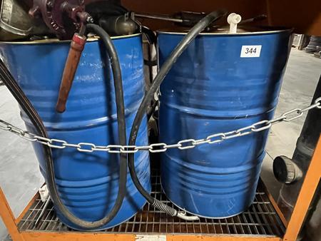 Kaiser&Kraft Problemstoffbox mit Auffangwanne stapelbar inkl.Schalöl für 2 Fässer 200 l Kaiser&Kraft Problemstoffbox mit Auffangwanne stapelbar inkl.Schalöl für 2 Fässer 200 l