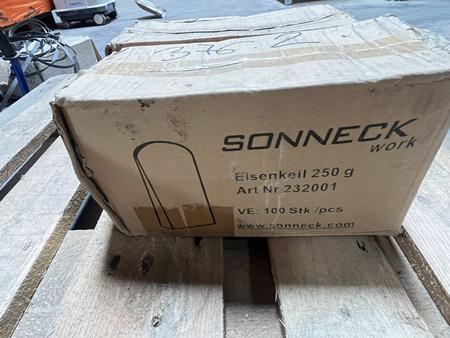200 Stück Eisenkeile neu 250 g 200 Stück Eisenkeile neu 250 g