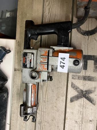 SKIL Roto Abbruchhammer mit Meisselset SKIL Roto Abbruchhammer mit Meisselset