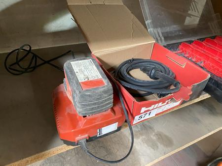 HILTI Ladegerät und Zubehör HILTI Ladegerät und Zubehör