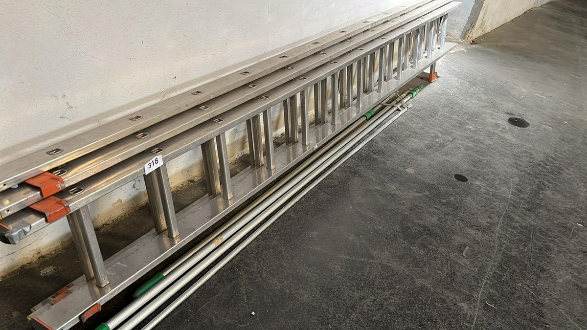 Aluleiter 3 teilig mit jeweils 12 Sprossen?d=2025-09-02 13:14:16
