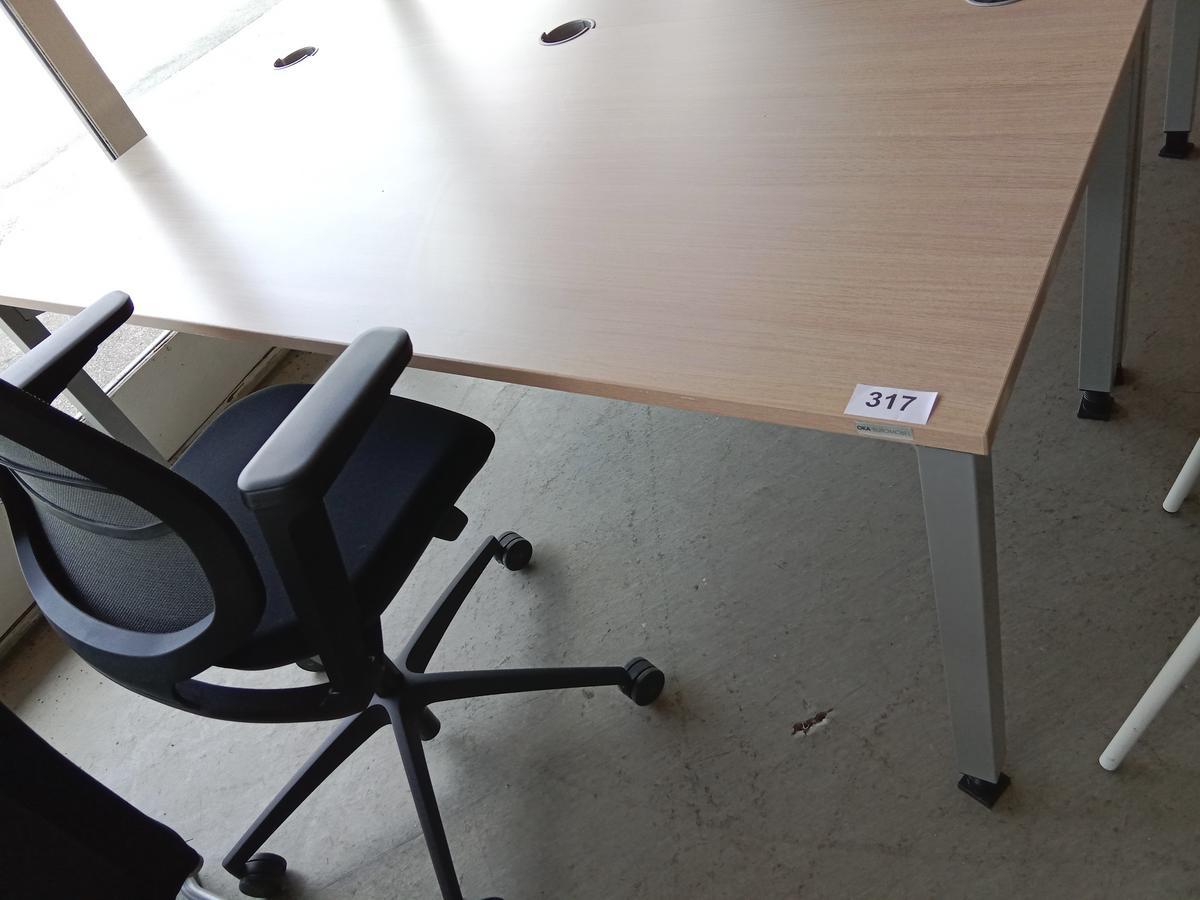 OKA Schreibtisch, ca. 180x80cm, höhenverstellbar?d=2025-09-02 13:06:56