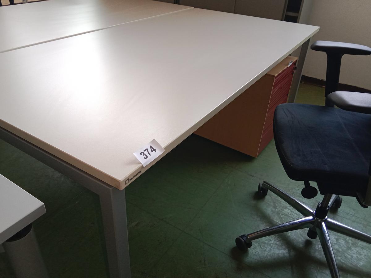 Neudörfler Schreibtisch, ca. 180x90cm, Gestell grau, Platte creme?d=2025-09-02 13:06:16