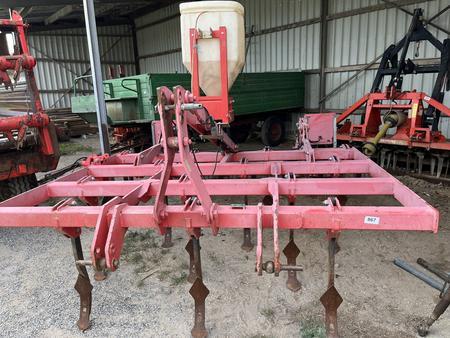 Grubber Einböck Hurricane 260 R 5 Mulch-, Universalgrubber, EG 1150kg, mit HEVI LT100 Aufsatz, BJ 2009 Grubber Einböck Hurricane 260 R 5 Mulch-, Universalgrubber, EG 1150kg, mit HEVI LT100 Aufsatz, BJ 2009