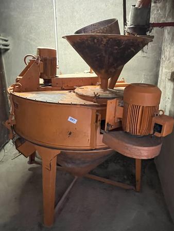 Kirchner Getreidemühle mit Mischwerk Kirchner Getreidemühle mit Mischwerk