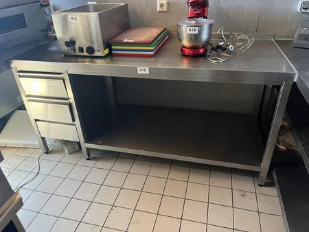Edelstahl Arbeitsmodul mit 3 Laden 180/70 cm Edelstahl Arbeitsmodul mit 3 Laden 180/70 cm