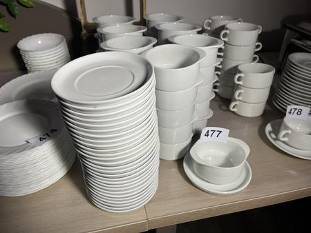 35 Stk. Suppentassen mit Untersetzer 35 Stk. Suppentassen mit Untersetzer