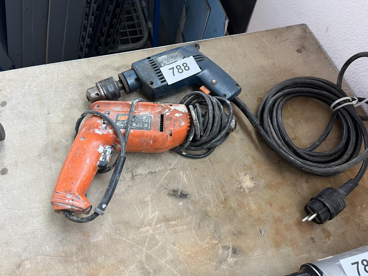 2 Stück Elektrowerkzeuge?d=2025-09-14 08:23:43