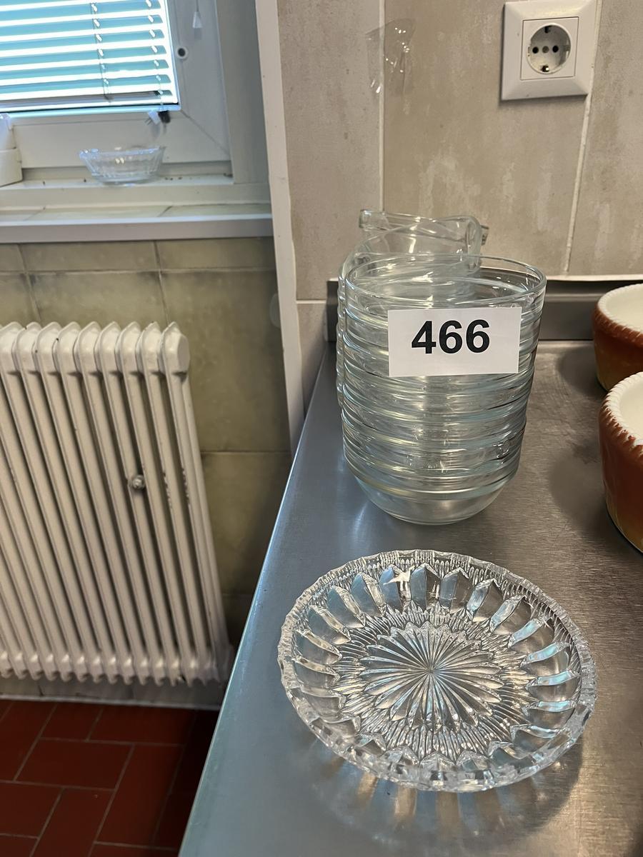 22 Stk. Glasschüslen