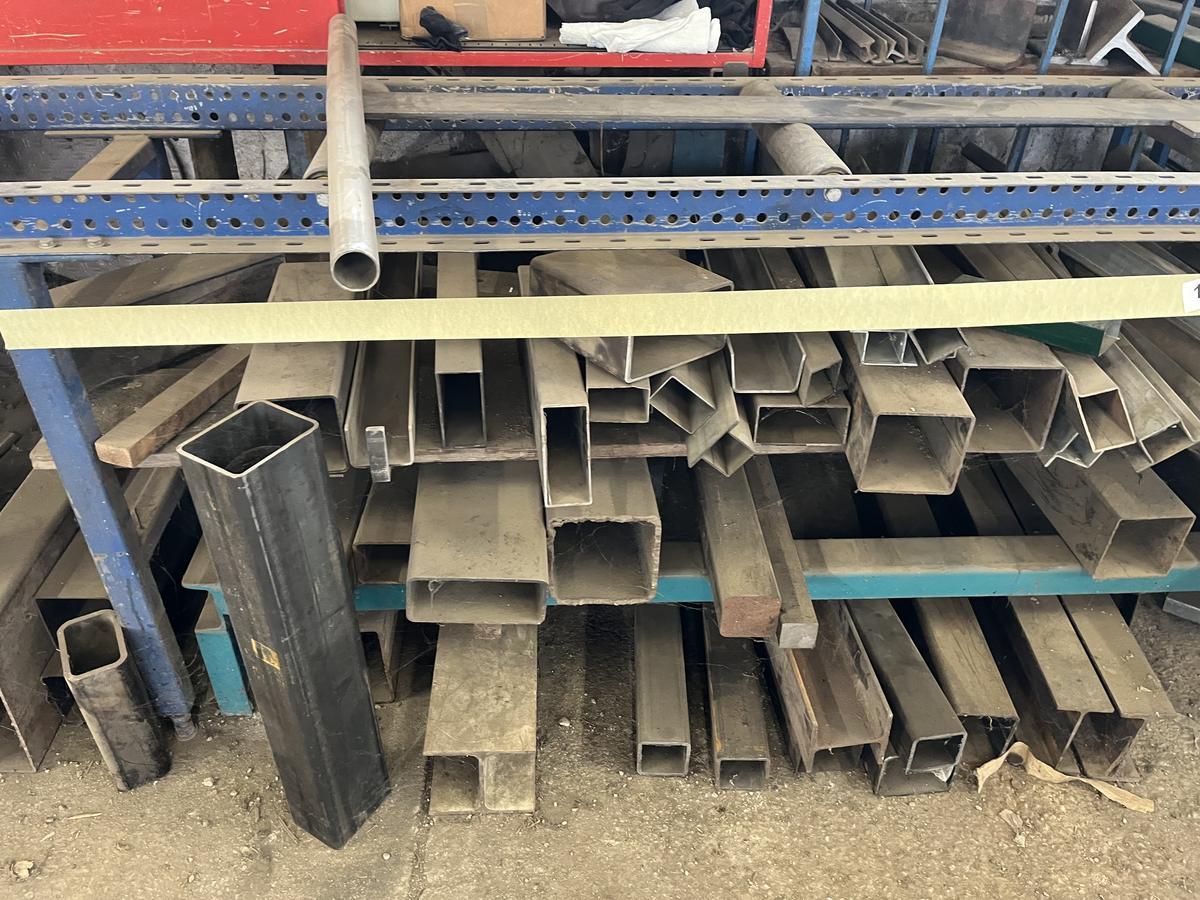 kompletter Bestand an Restprofilen und Materialbeständen