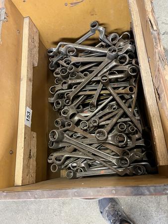 Kiste mit ca. 300 Stck Gabel/Ringschlssel befllt