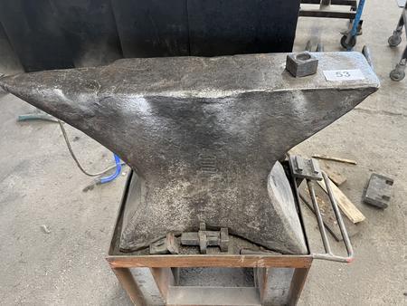 Amboss 300 kg