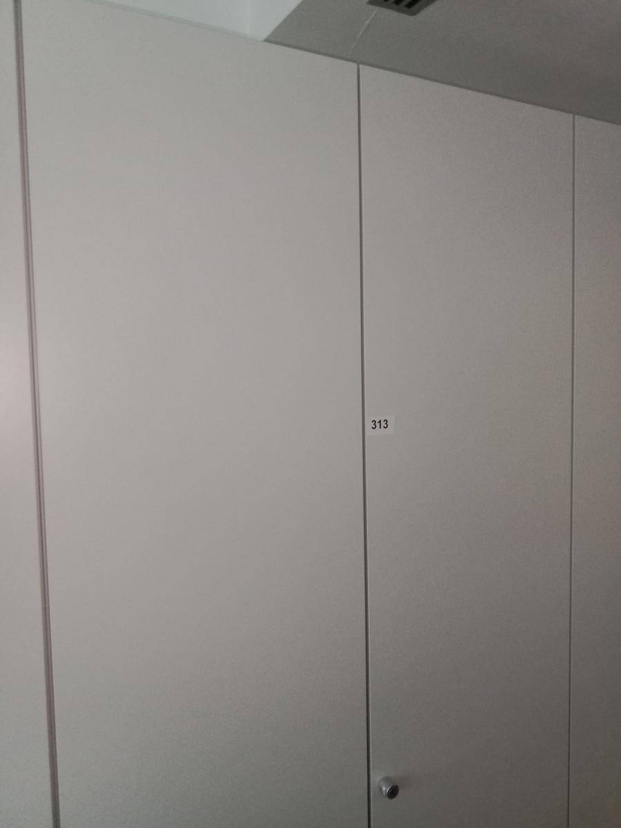 Aktenschrank, Steelcase, 6 Ordner hoch, weiß, ca. 120x45x230cm