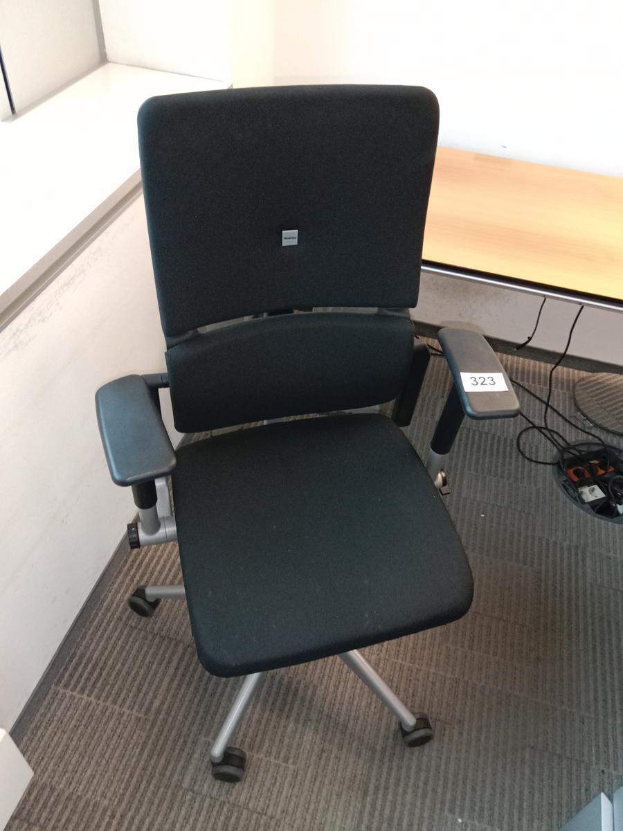 Steelcase Bürodrehstuhl, Stoffbezug, schwarz