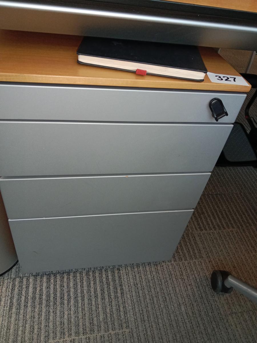 Rollcontainer in Holzoptik, Front silber, ca. 45x60x63cm
