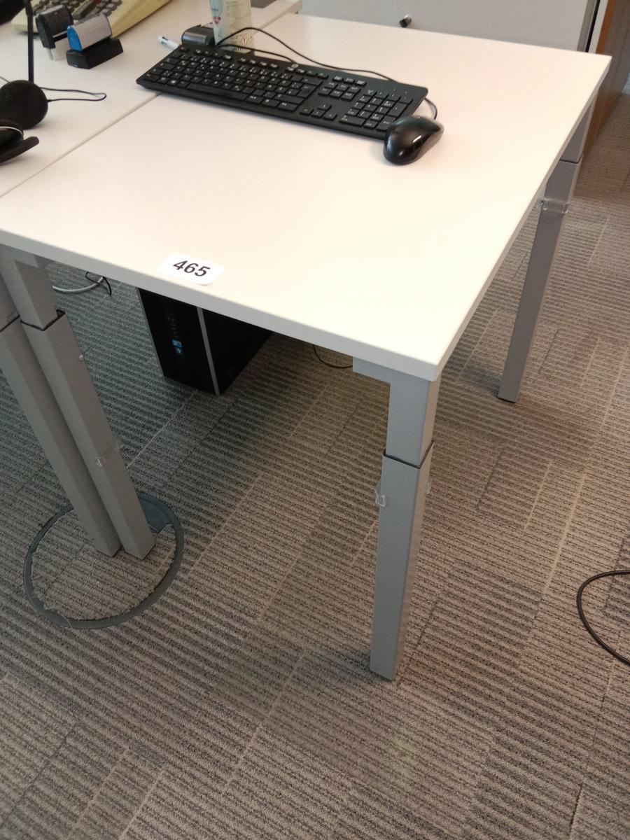 Beistelltisch von Steelcase
