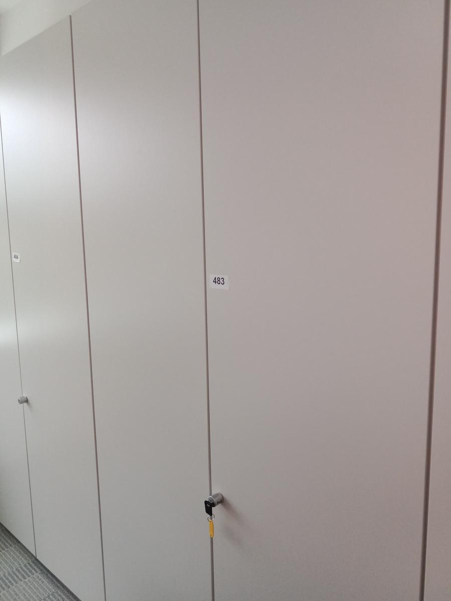 Aktenschrank, Steelcase, 6 Ordner hoch, weiß, ca. 120x45x230cm