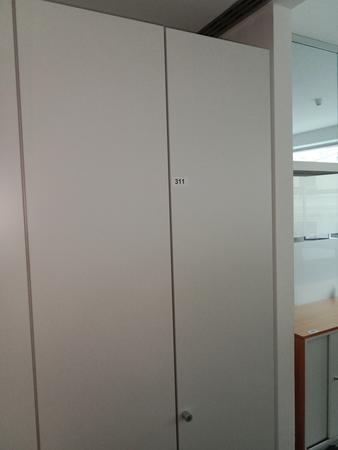 Aktenschrank, Steelcase, 6 Ordner hoch, wei, ca. 100x45x230cm