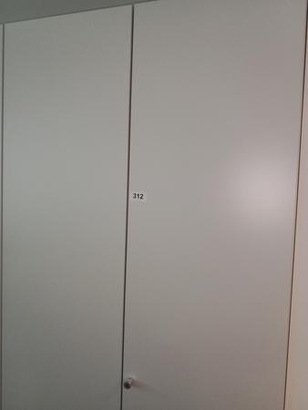 Aktenschrank, Steelcase, 6 Ordner hoch, wei, ca. 120x45x230cm