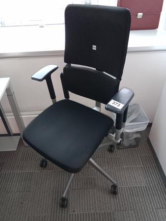 Steelcase Brodrehstuhl, Stoffbezug, schwarz