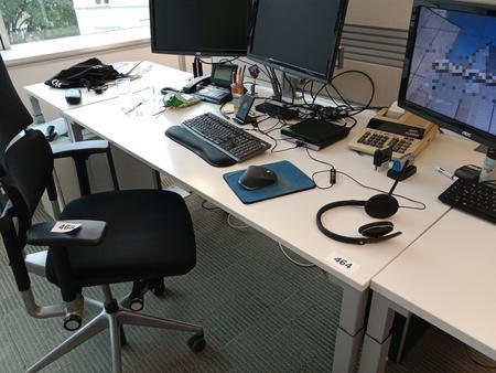 Steelcase Schreibtisch, ca. 160x90cm, wei, mit Rckwand, mit EDV Klappe
