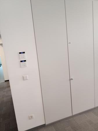 Aktenschrank, Steelcase, 6 Ordner hoch, wei, ca. 120x45x230cm
