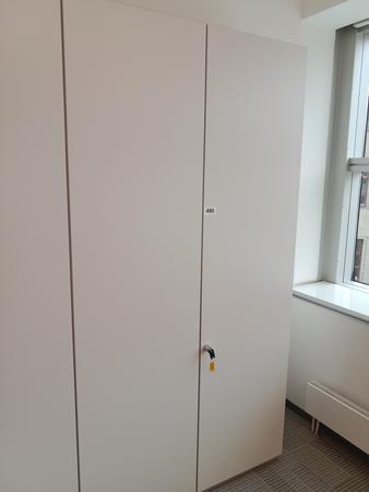 Aktenschrank, Steelcase, 6 Ordner hoch, wei, ca. 120x45x230cm