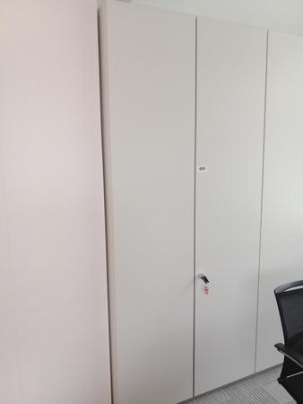 Aktenschrank, Steelcase, 6 Ordner hoch, wei, ca. 100x45x230cm