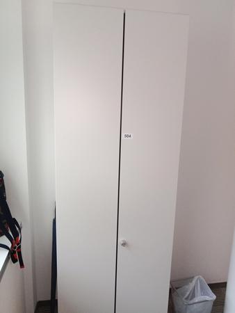 Aktenschrank, Steelcase, ca. 80x45x230cm, wei, 6 Ordner hoch
