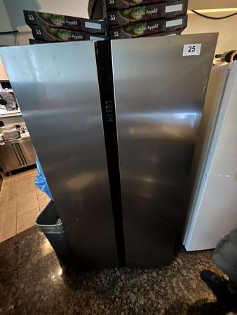 Doppelkhlschrank ca.90/70/180 cm