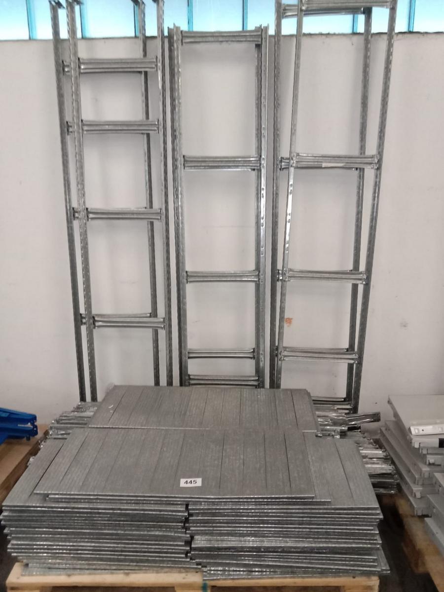 4 Laufmeter Blechregal, verzinkt, 40cm tief, 215cm hoch