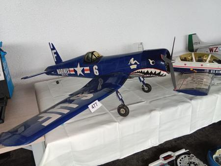 Modellflugzeug 130x150cm