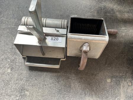 Posten Maurerwerkzeuge
